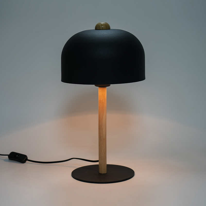 Đèn bàn trang trí retro Bắc Âu