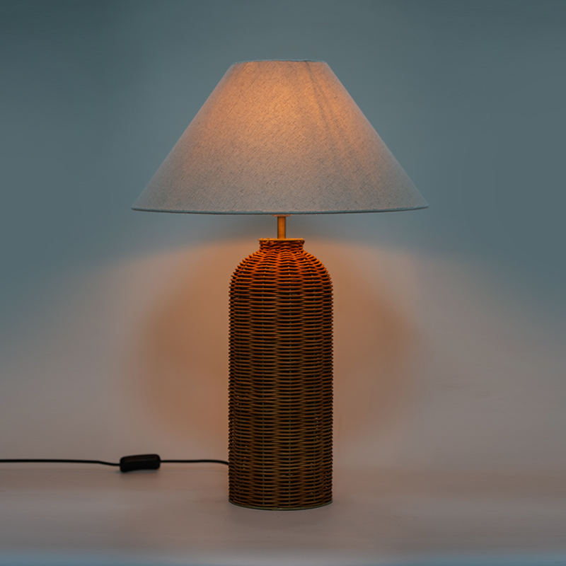 Đèn bàn dệt bằng tay