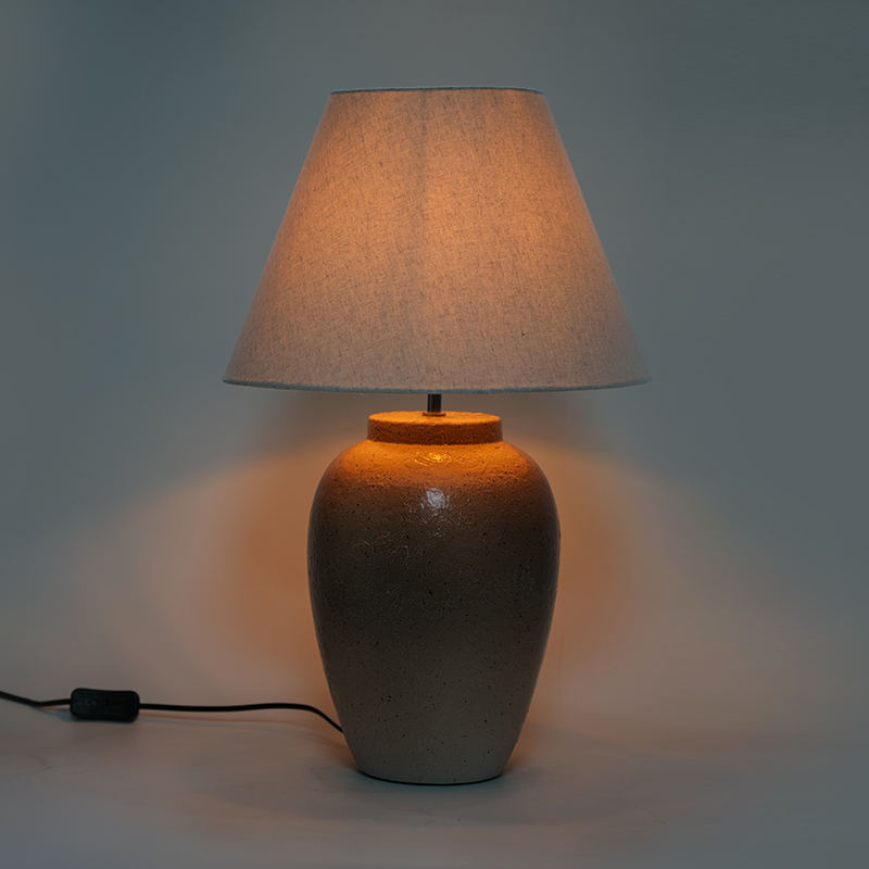 Đèn bàn gốm màu hoài cổ retro